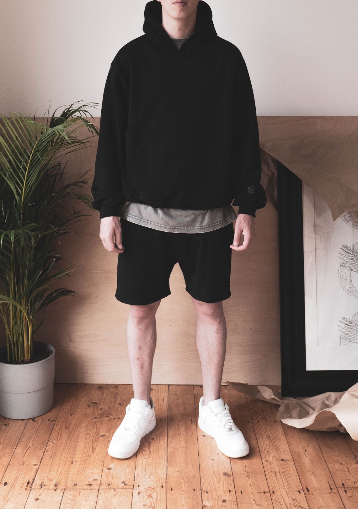 V2 Essential Hoody Black - Wings Of Liberty Clothing
