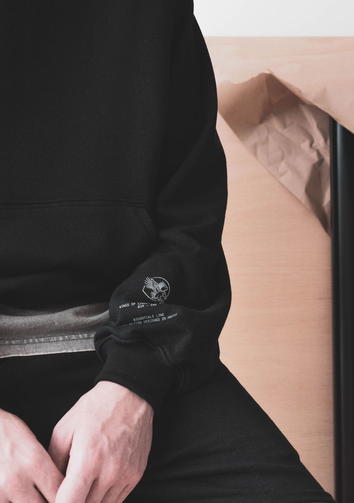 V2 Essential Hoody Black - Wings Of Liberty Clothing