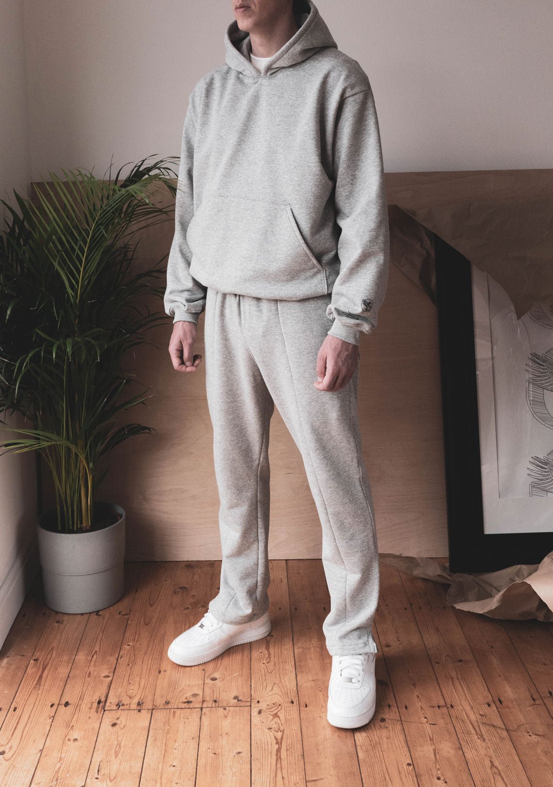 V2 Essential Hoody Wolf Grey - Wings Of Liberty Clothing