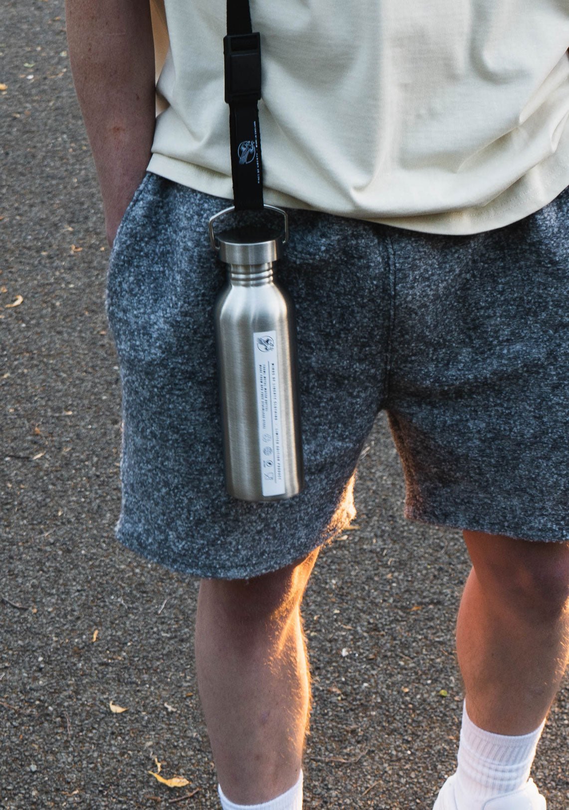 Strap Bottle 1.0 - Wings Of Liberty Clothing