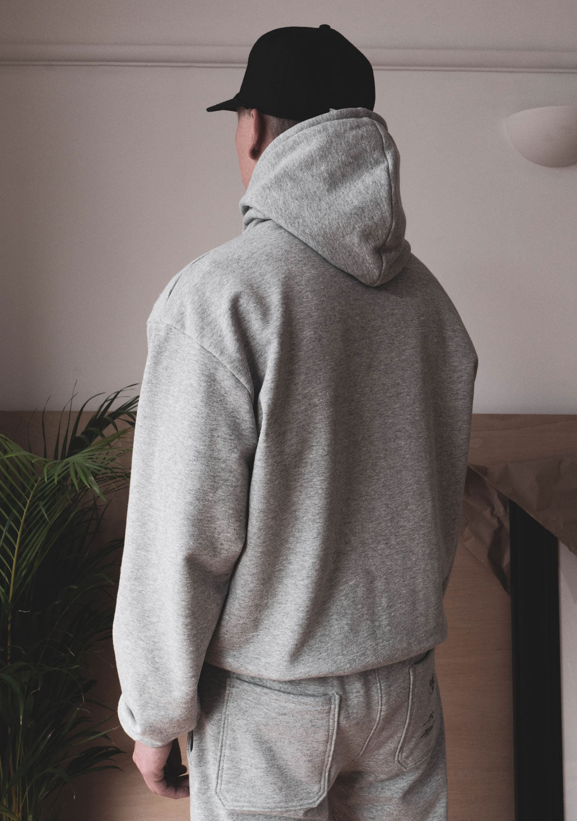 V2 Essential Hoody Wolf Grey - Wings Of Liberty Clothing